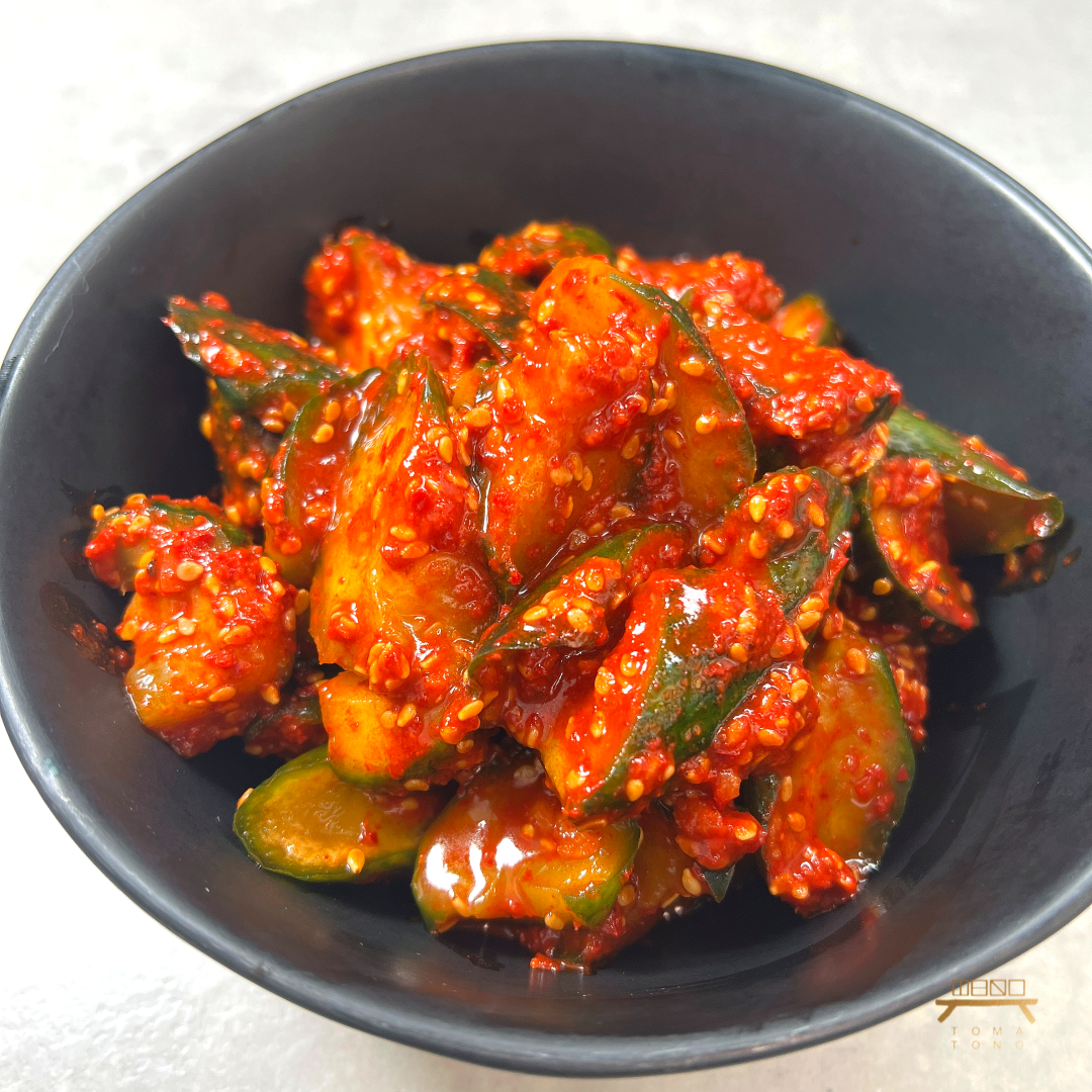 오이무침 (완조리) Spicy Cucumber Salad (Cooked)