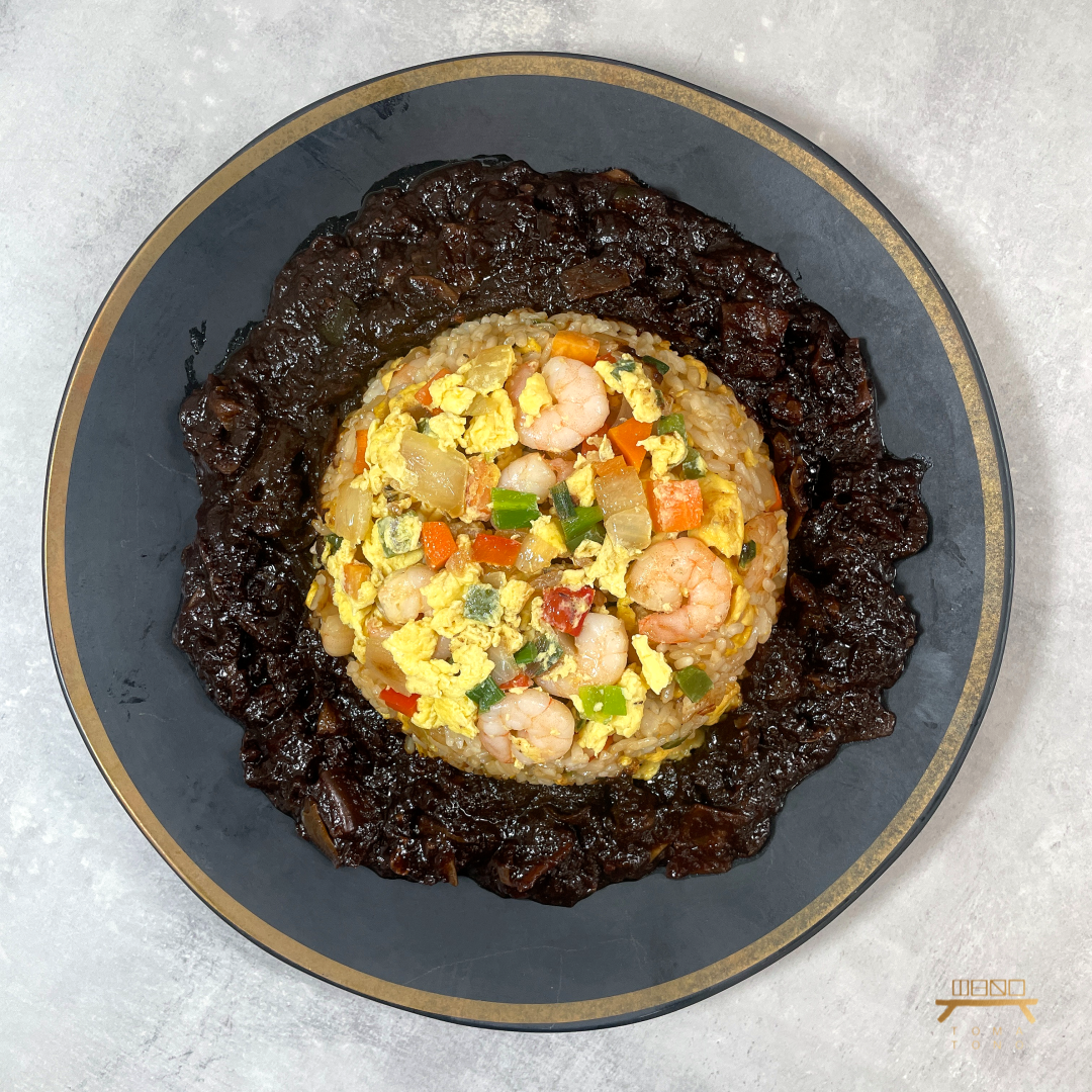 새우볶음밥 & 짜장소스 Korean Chinese Shrimp Fried Rice & Black Bean Sauce