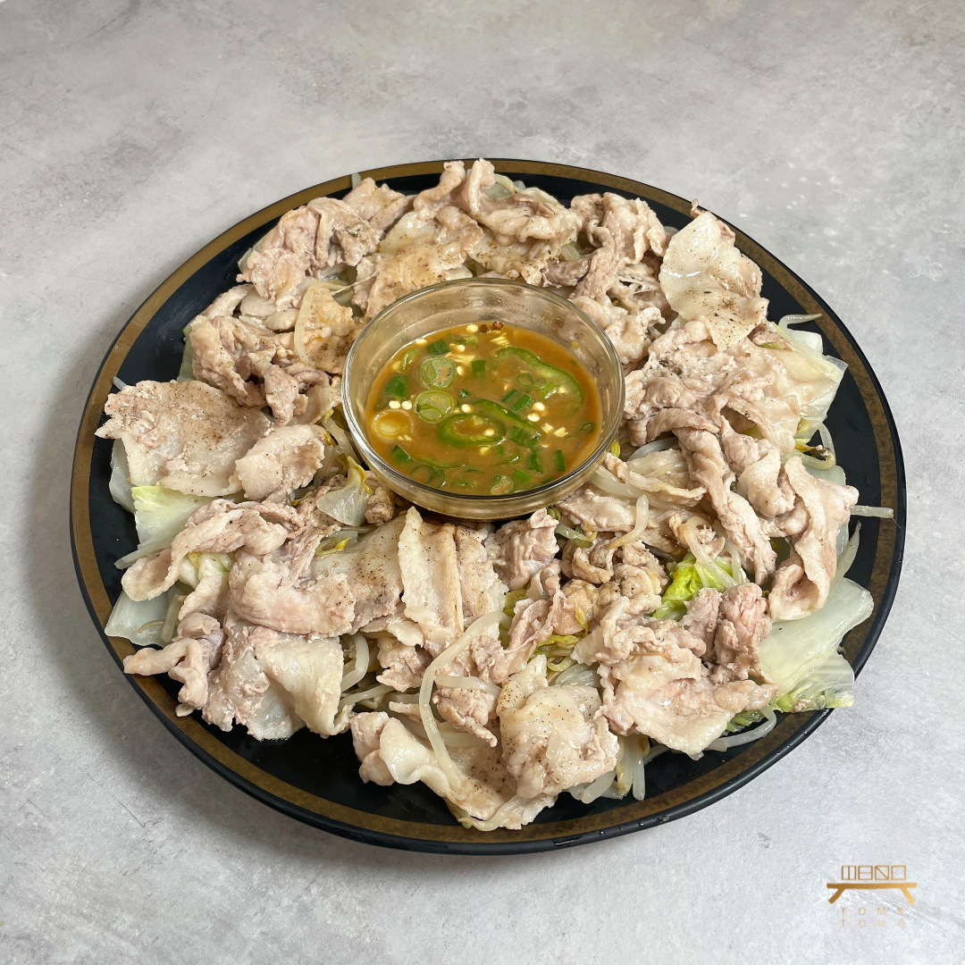 대패삼겹살 숙주찜 조리법 Steamed Thin Pork Belly with Bean Sprout Recipe