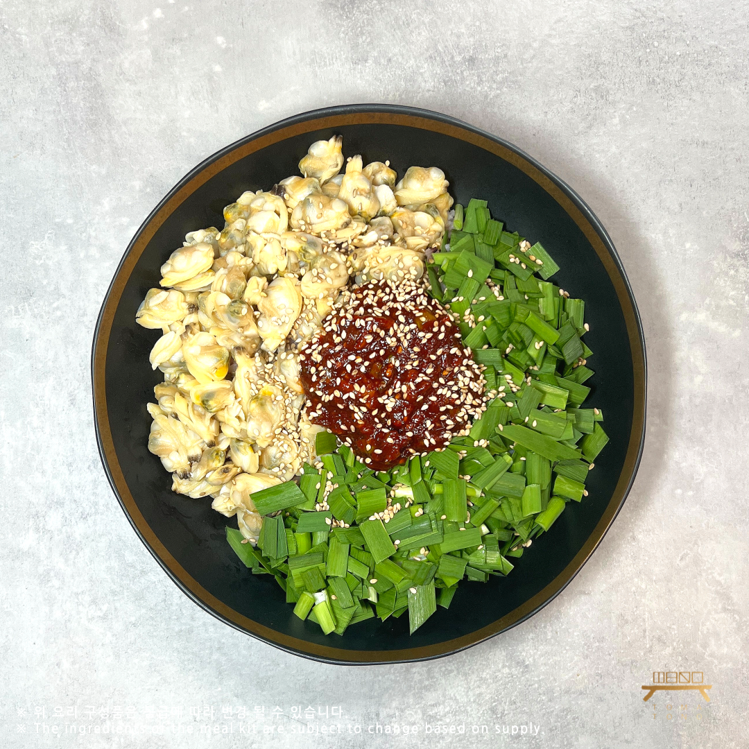 바지락 부추 비빔밥 Clam and Chinese Chive Bibimbap