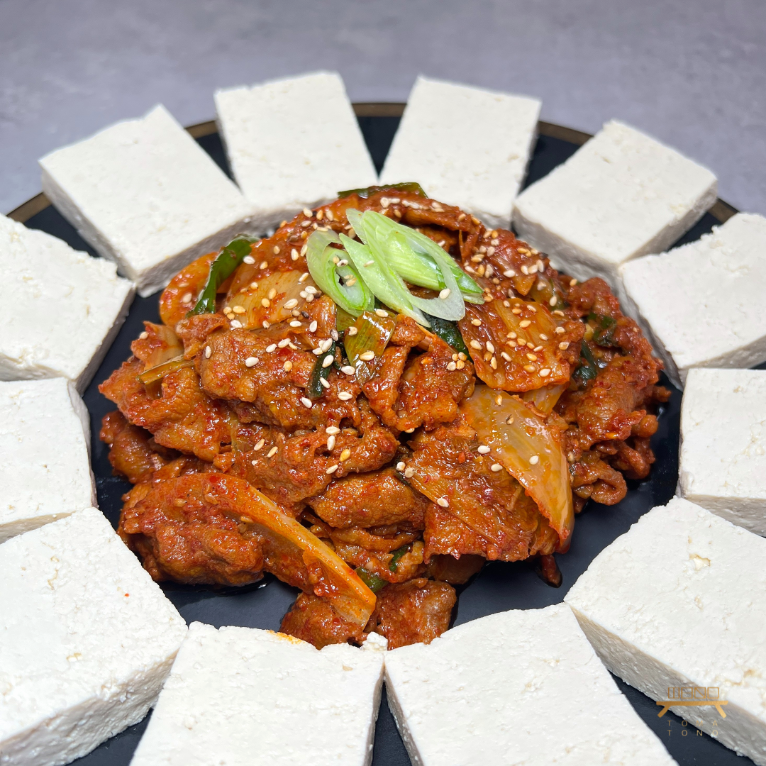 두부 김치제육볶음 조리법 Stir-fried Pork and Kimchi with Tofu Recipe