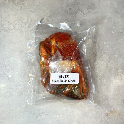 파김치 (완조리) Scallion Kimchi (Cooked)