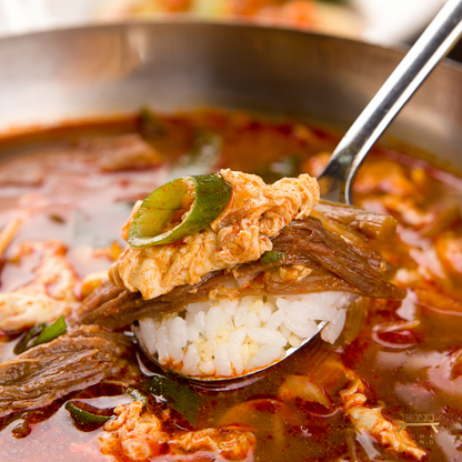 牛胸肉牛骨汤火锅 Spicy Beef Plate in Beef Bone Soup