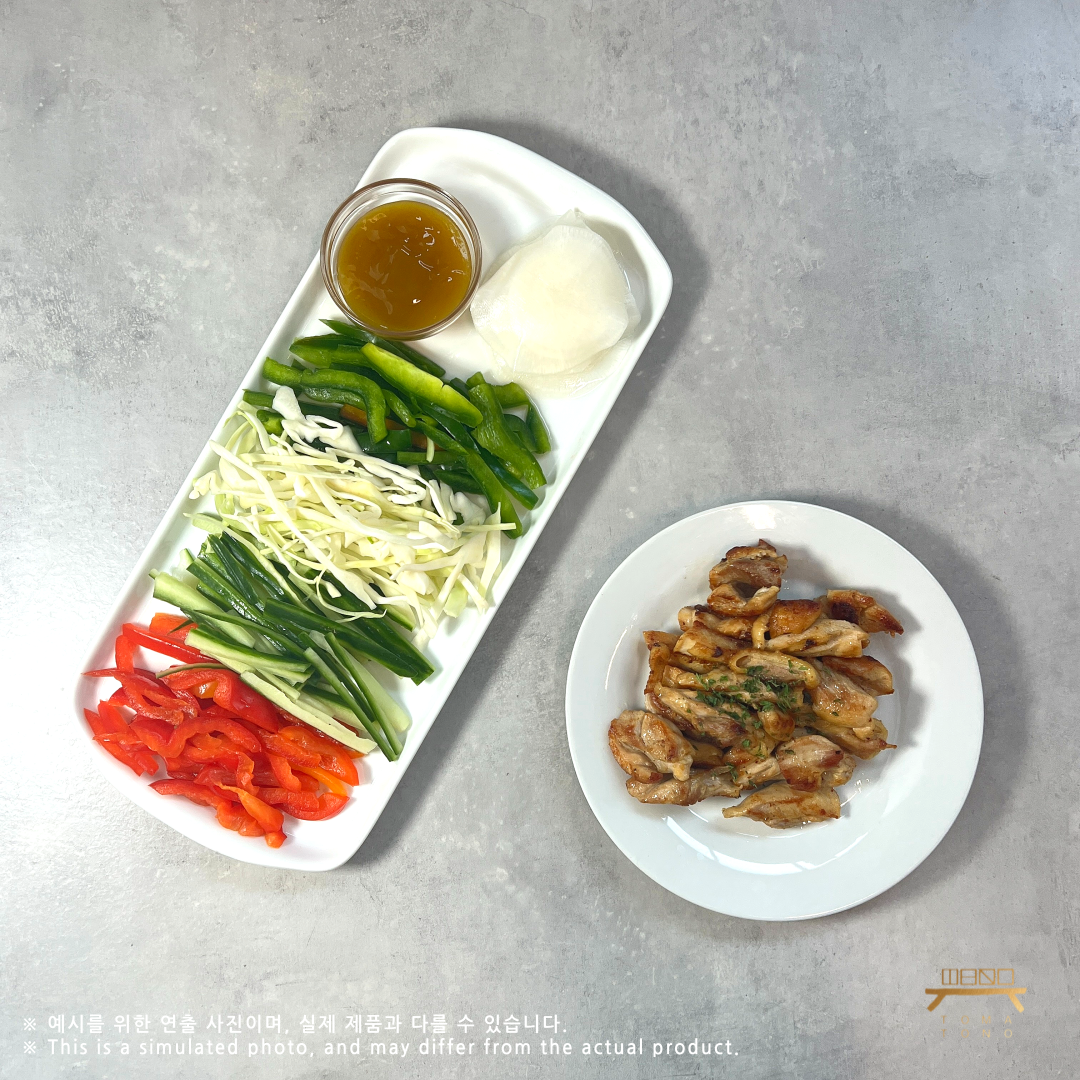 후레쉬쌈닭 Chicken and Fresh Veggies with Radish Wrap