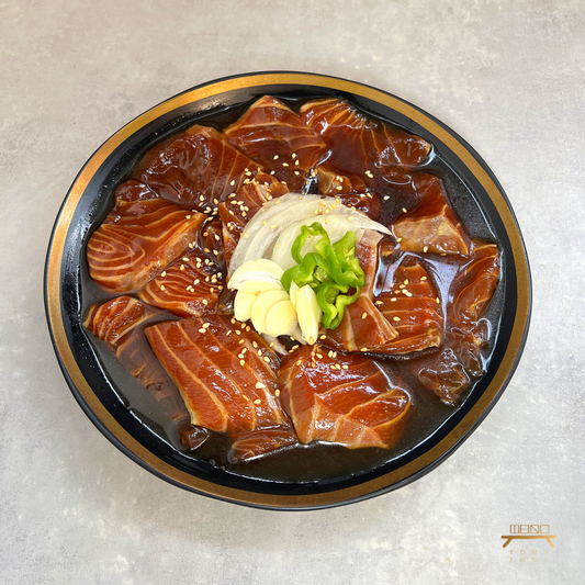 마약 간장연어장 (완조리) Raw Salmon in Soy Sauce (Cooked)
