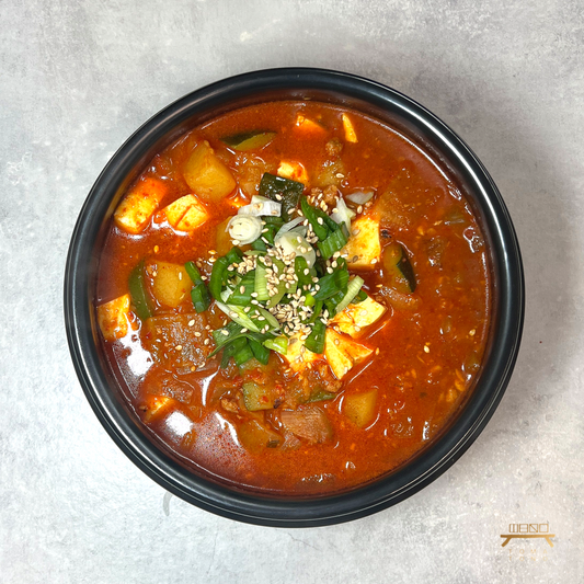 두부감자짜글이 Spicy Tofu and Potato Stew