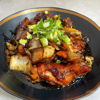 짜장 닭조림 Black Bean Braised Chicken