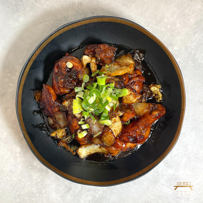 짜장 닭조림 Black Bean Braised Chicken