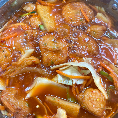 빨간 어묵전골 feat. 우동사리 Spicy Fish Cake Hot Pot feat. Udon