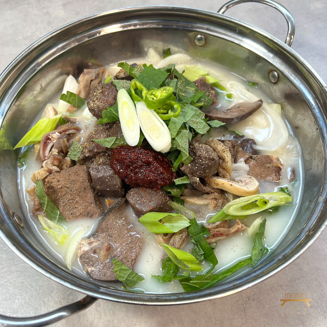 수제 순대전골 Handmade Blood Sausage Hot Pot