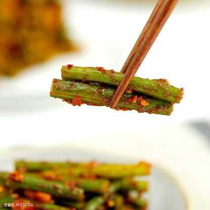 (NEW) 마늘쫑무침 SEASONED GARLIC CHIVES