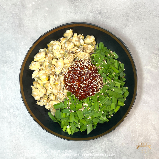 바지락 부추 비빔밥 Clam and Chinese Chive Bibimbap