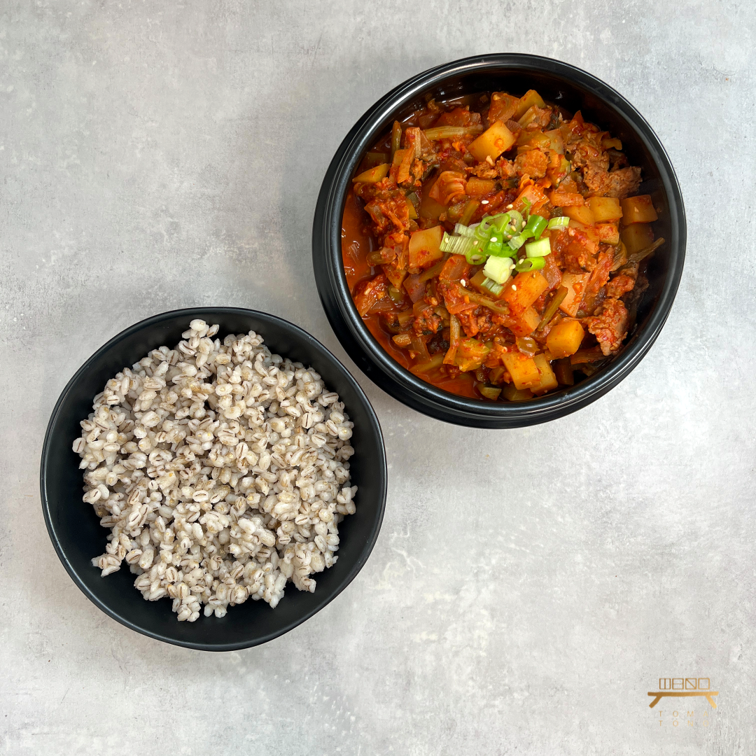 열무감자짜글이 & 꽁보리밥 Young Radish & Potato Stew + Barley Rice