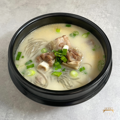 꼬리곰탕 Oxtail Soup