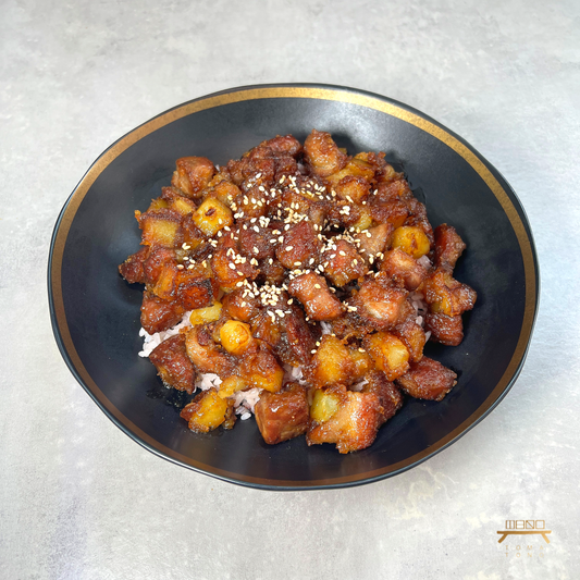 돼지고기 간장조림덮밥 Pork and Potato in Soy Sauce