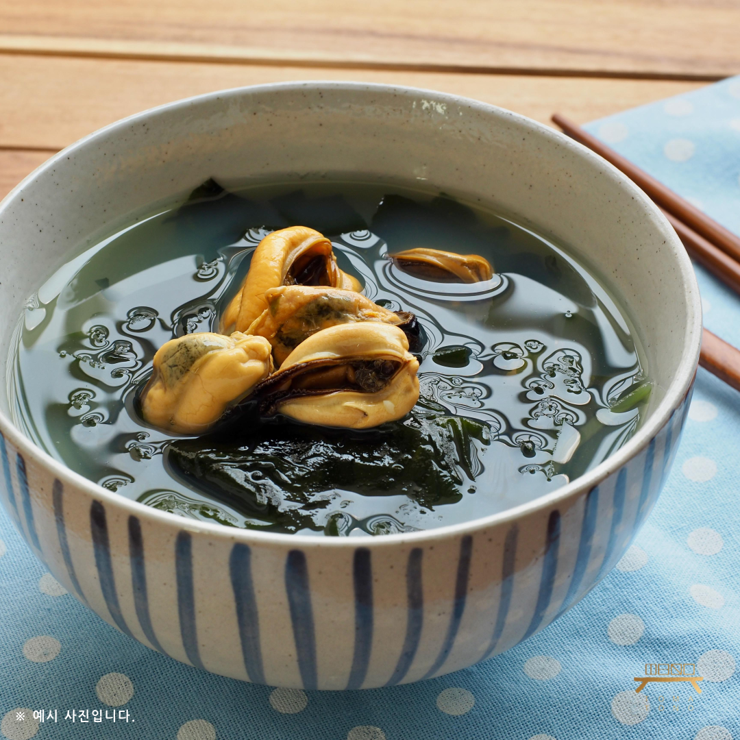 (NEW) 홍합 미역국 (완조리) Mussel Seaweed Soup (Cooked)